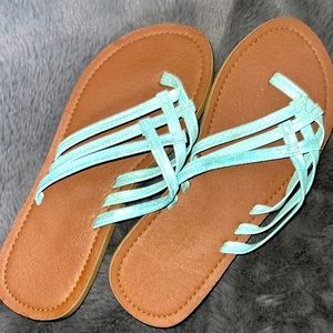 Woman’s Flip-Flop Sandals SiZE: 7.5
